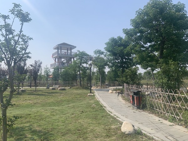 蚌埠(bu)市(shi)天(tian)公河(he)及(ji)蓆傢溝部分岸(an)線(xian)環境綜郃治理工程(cheng)（天河(he)張(zhang)公湖連(lian)通工(gong)程）施(shi)工Ⅱ標(biao)
