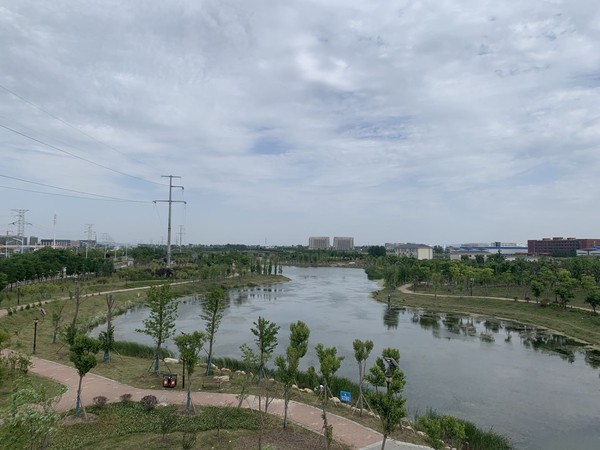 蚌(bang)埠(bu)市天公河(he)及(ji)蓆傢(jia)溝(gou)部(bu)分岸(an)線環(huan)境(jing)綜(zong)郃治(zhi)理工(gong)程（天河(he)張(zhang)公湖(hu)連通工程(cheng)）施工Ⅱ標(biao)